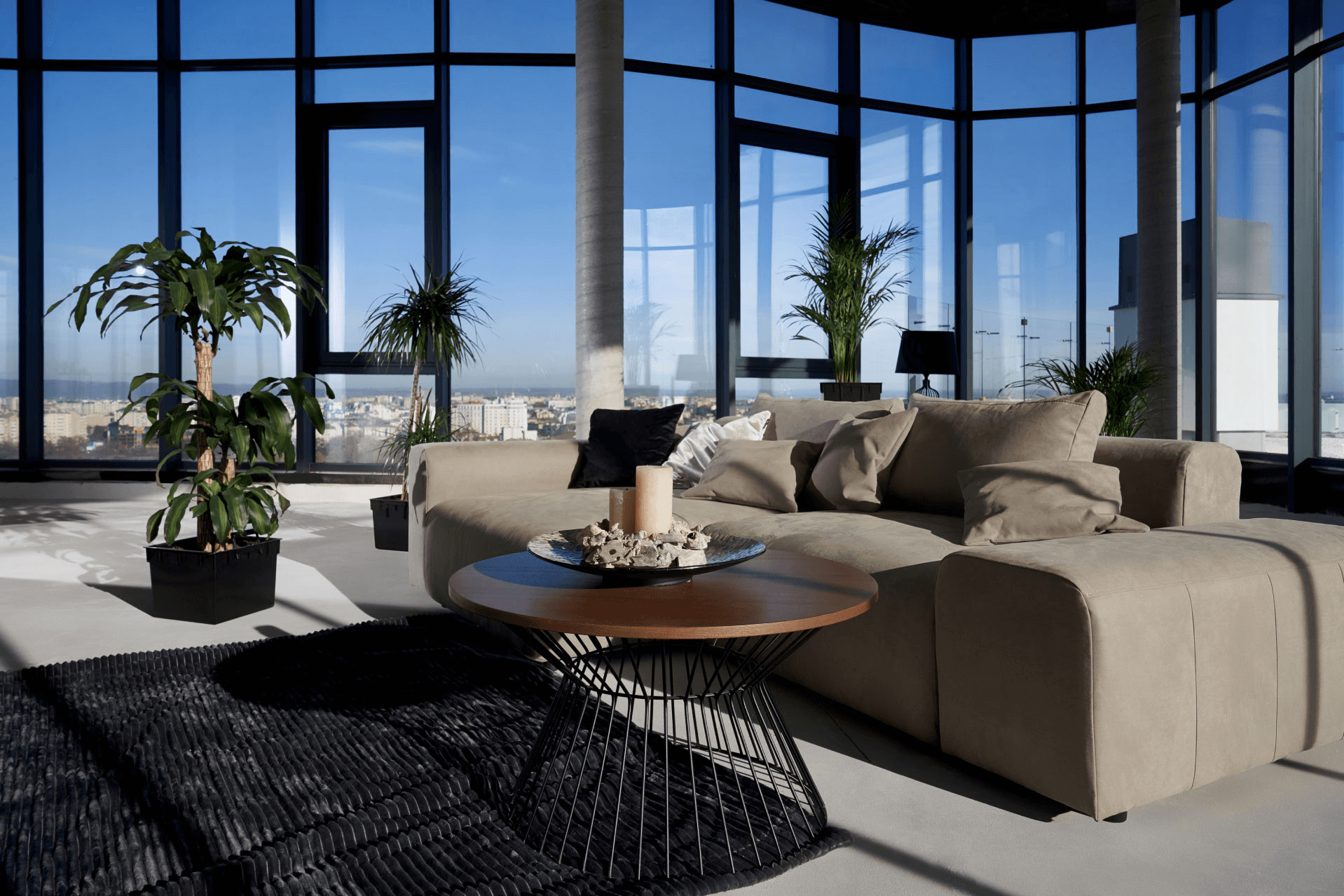 Hotel P & K